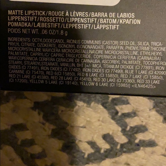 MAC mini lipstick in WHIRL Kylie Jenner lipstick - Picture 4 of 5